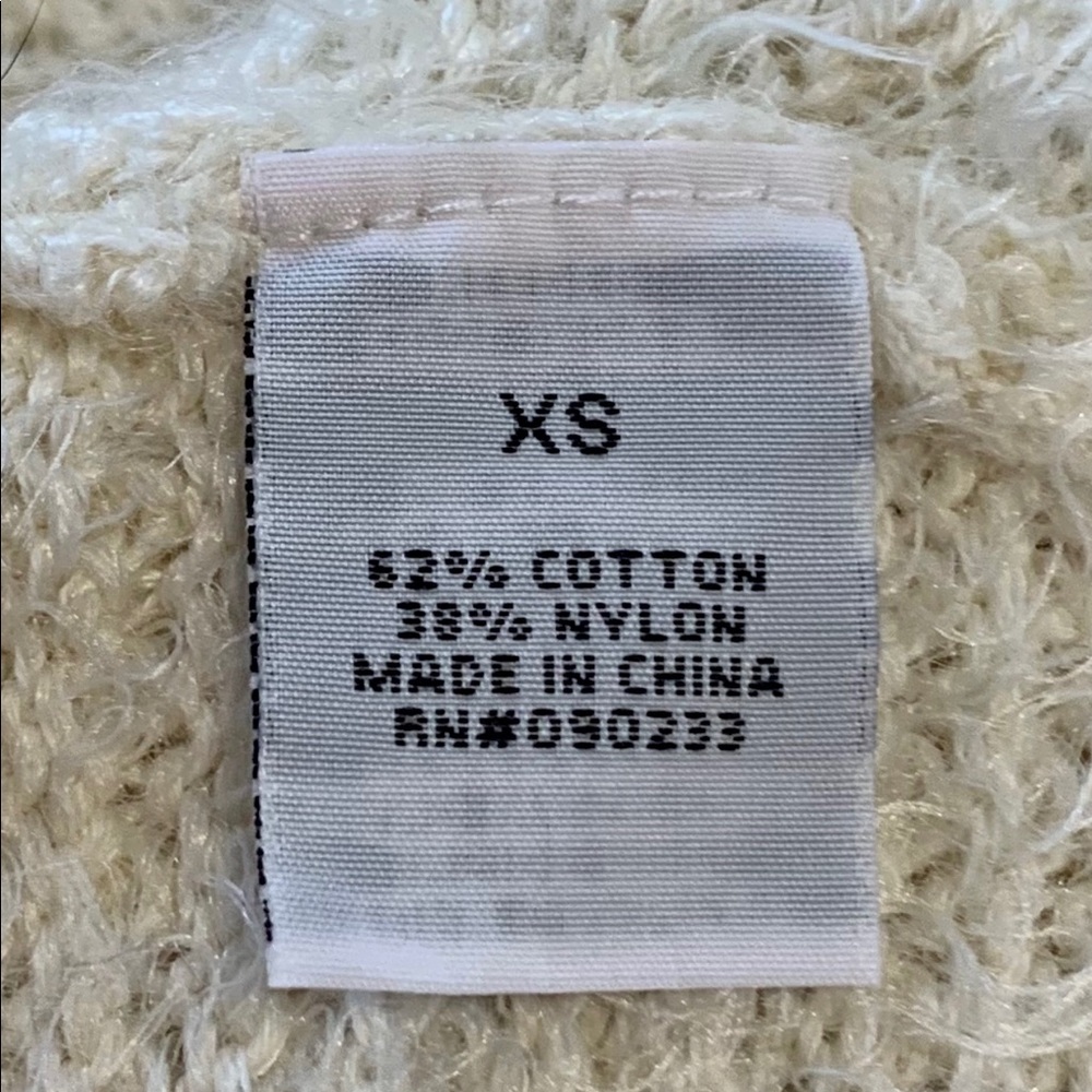 Kendall & Kylie Cropped Sweater Sz XS - Picture 3 of 4